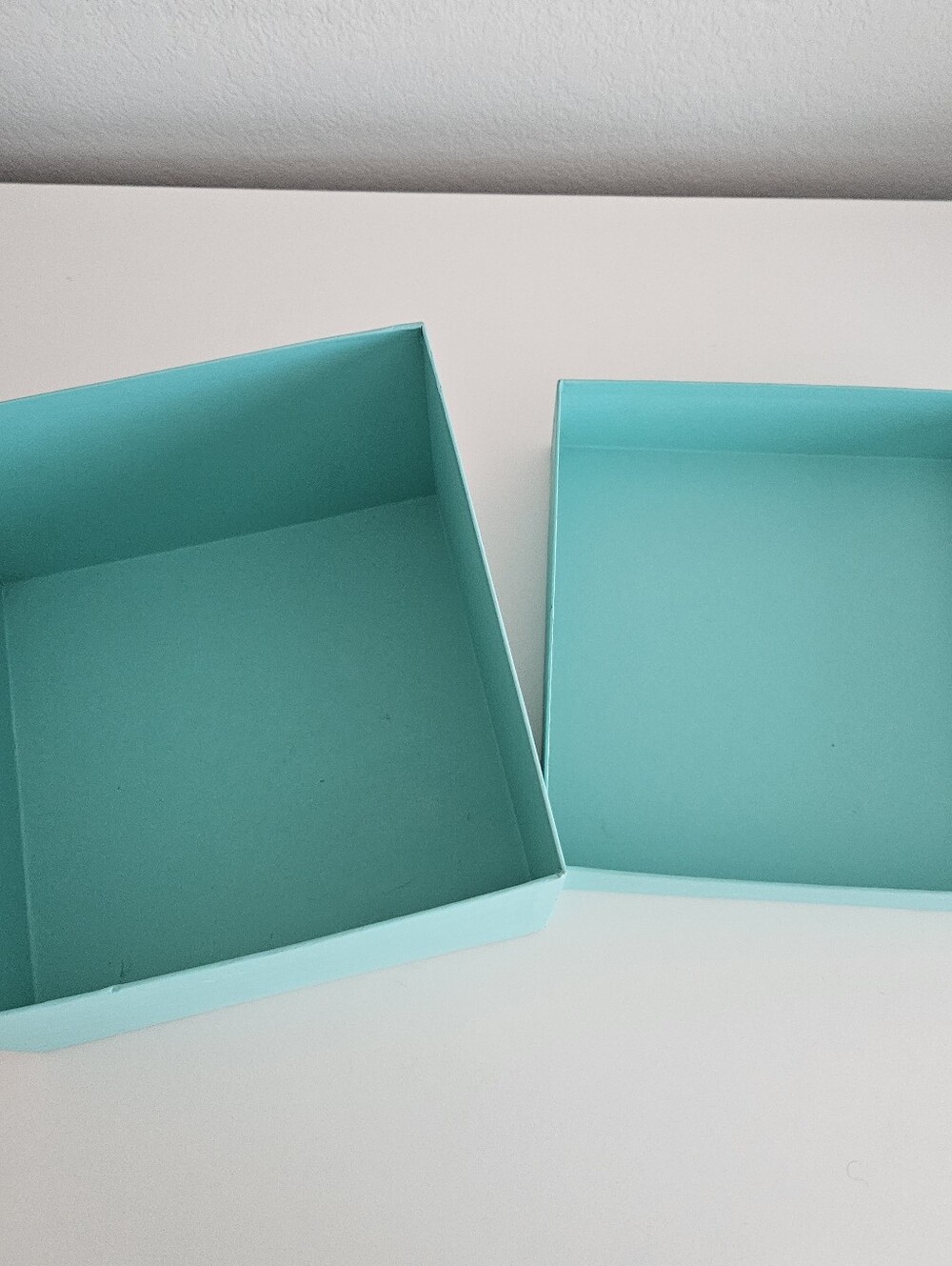 Tiffany & Co Gift Box With Lid 10.5" x 10.5" x 6.5" - Picture 4 of 7